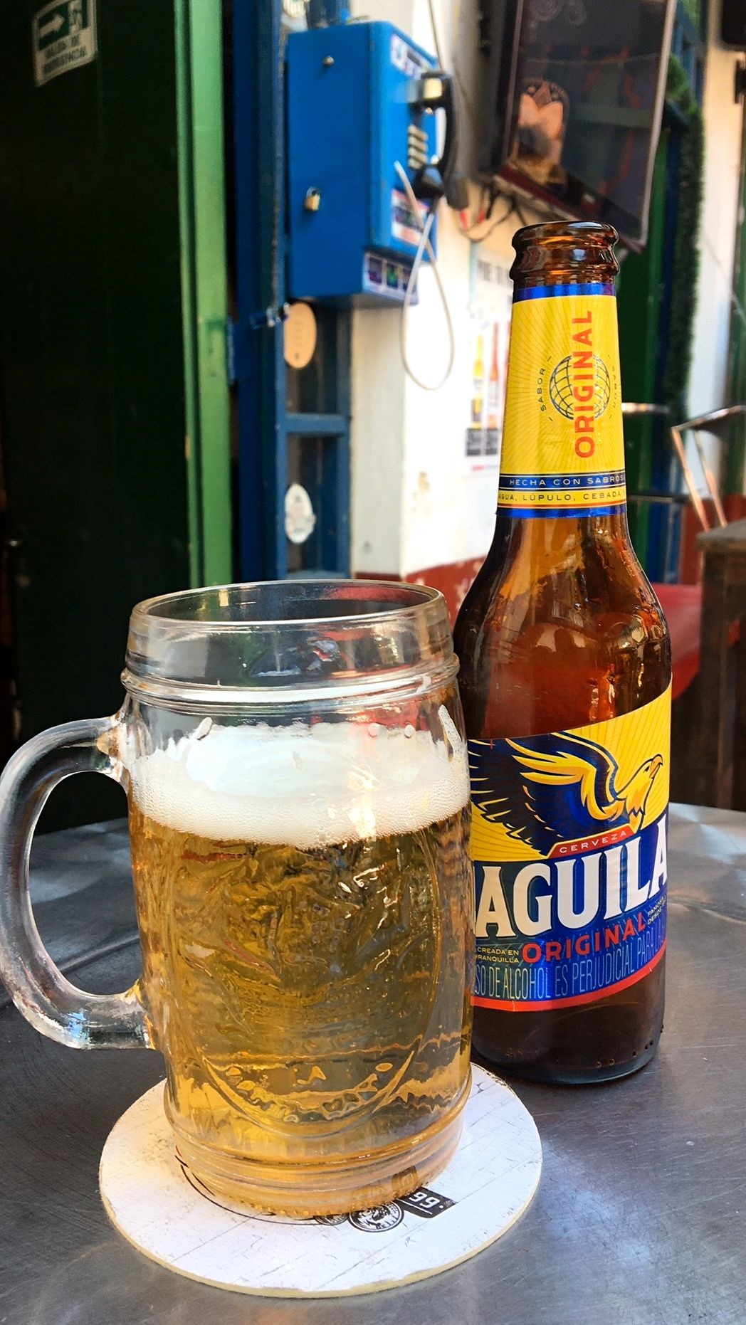cerveja colombiana águila